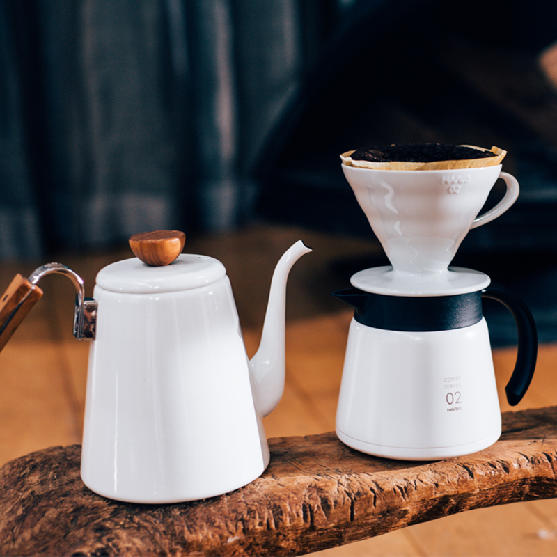 HARIO Serveur Café Isotherme Acier Inoxydable 800 Ml VHS-80B - Noir - Maintien Au Chaud 2 à 6 Tasses
