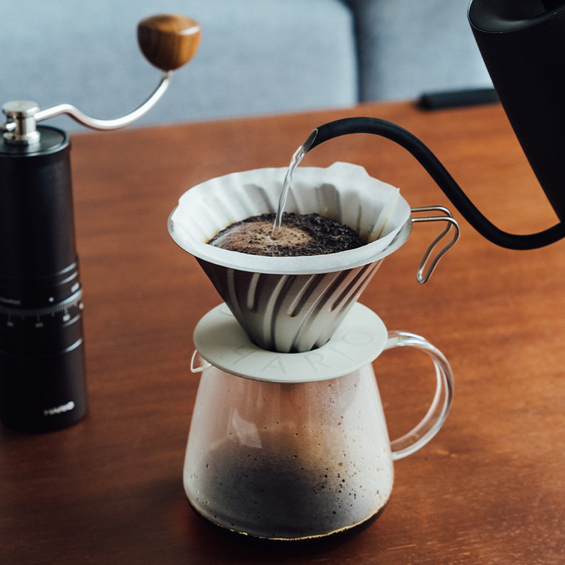 V60 Titanium Dripper