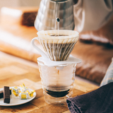 HARIO V60 Glass Dripper 02 VDG-02W kettle pouring brewing coffee