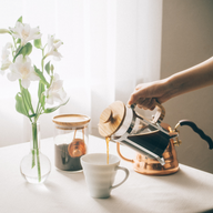 HARIO Coffee Press Olive Wood CPSW-4-OV flower pouring coffee into cup