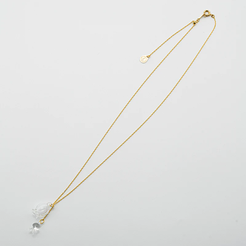 Lily Necklace