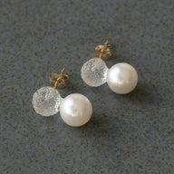 Pearl Series: Snow Pearl Earrings