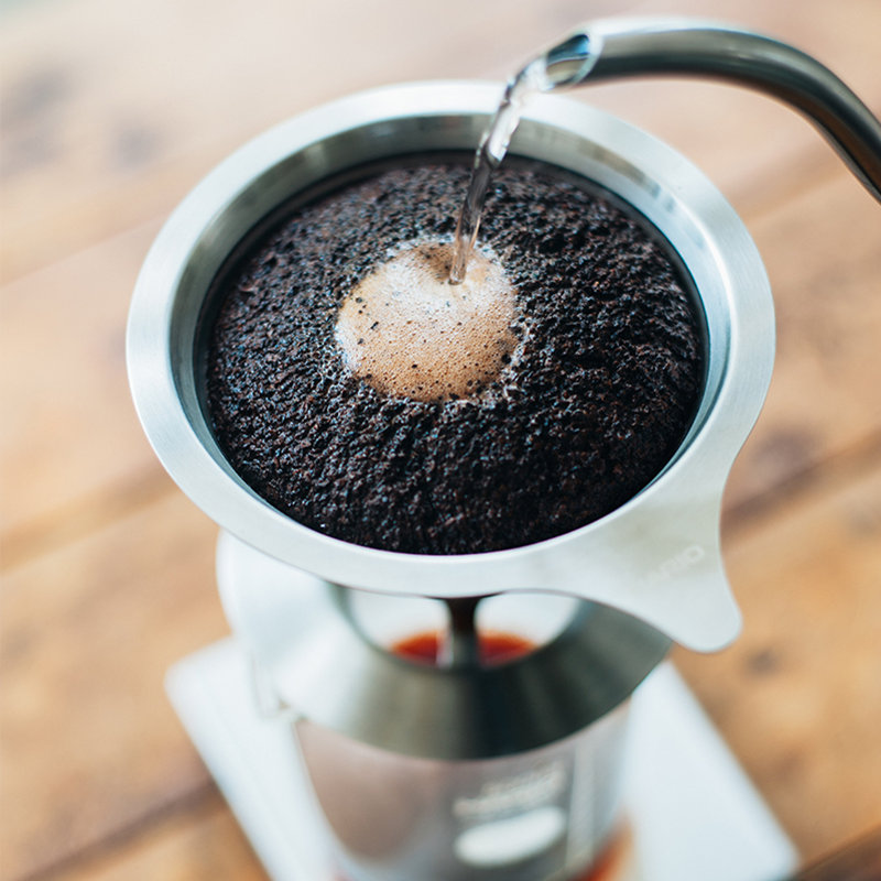 Hario Coffee Dripper V60 02 Red Ceramic - Nero Espresso Hario Coffee Dripper V60 02 Red Ceramic - Nero Espresso