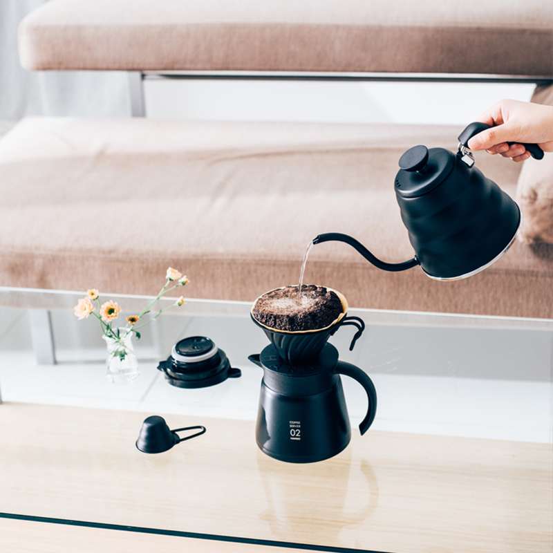 Hario Buono Drip Kettle - Merae